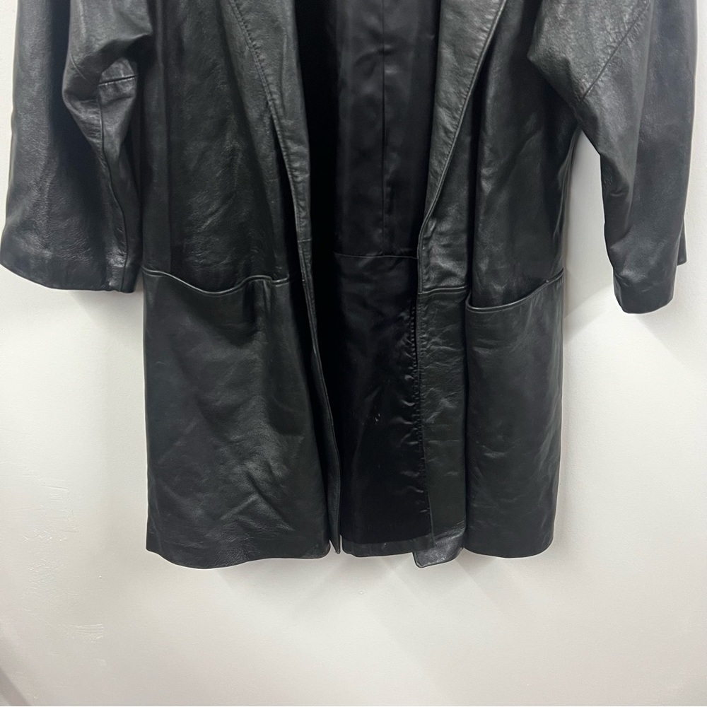 Vintage Black Leather Jacket - Picture 4 of 15